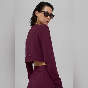 ALO Yoga Supernatural Sweater Cardigan in Burgundy L
